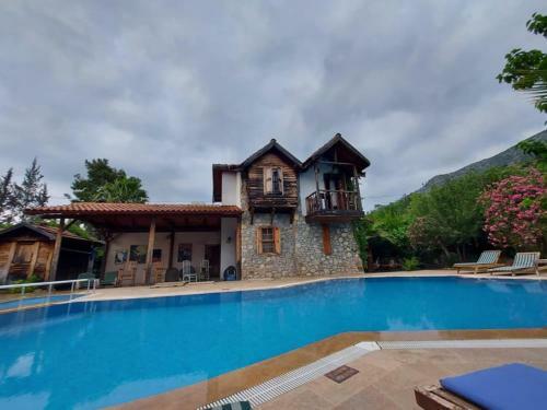 Hostal Olympos Koyevi Pension