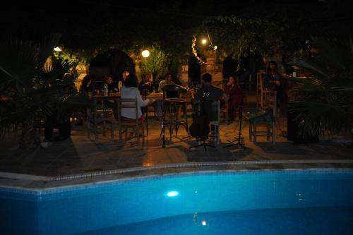 Hostal Olympos Koyevi Pension