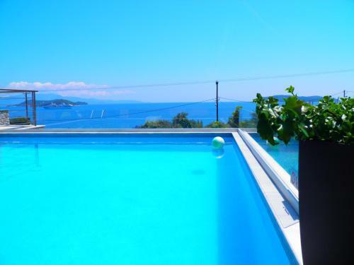 Villa Golden King