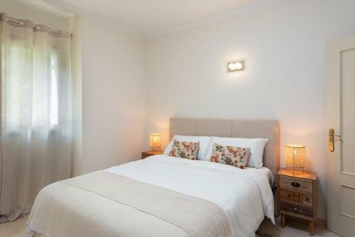 La Quinta 3 Br Apartment With Pool And Parking