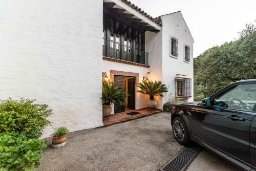 Villa Extraordinary 7 Bedroom Castle In El Madro�al