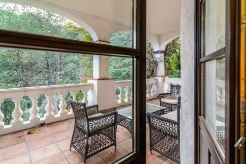 Villa Extraordinary 7 Bedroom Castle In El Madro�al