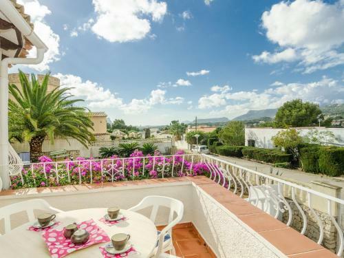 Gorgeous Villa With Private Pool And Near Golf Course And Beach