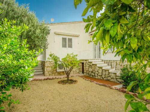 Gorgeous Villa With Private Pool And Near Golf Course And Beach