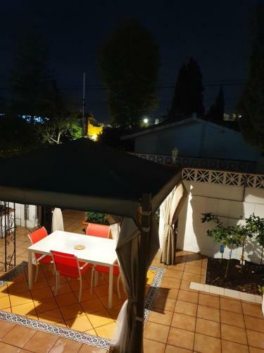 Hostal Benalmadena Costa