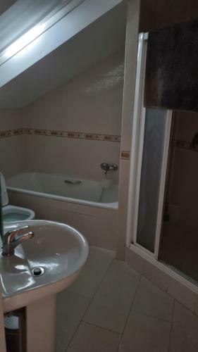 Hostal Benalmadena Costa