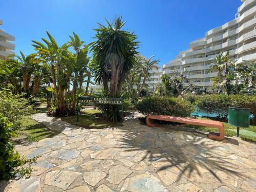 Beautiful Apartment With Sea Views, Benal Beach