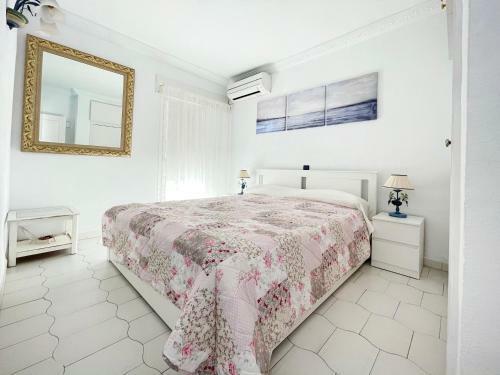 Beautiful Apartment With Sea Views, Benal Beach