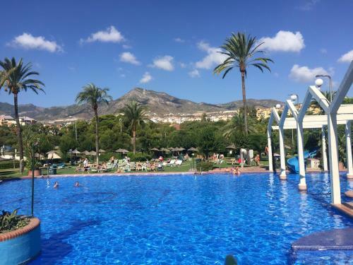 Beautiful Apartment With Sea Views, Benal Beach