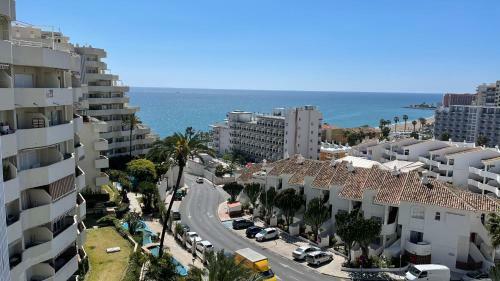 Beautiful Apartment With Sea Views, Benal Beach