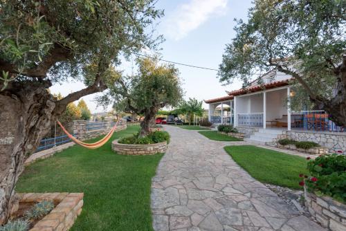 Tassos Apartments