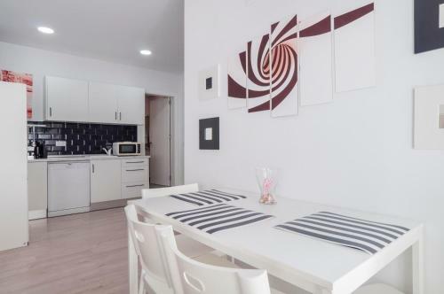 Apartamento 16 Benal Acogedor Y En 1� Linea