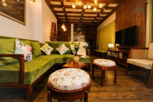 Villa Serene Bungalow In Foothills Of Himalayan Range