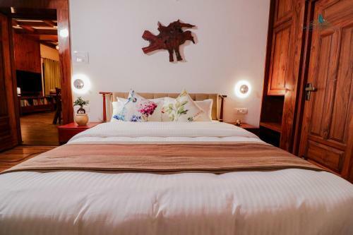 Villa Serene Bungalow In Foothills Of Himalayan Range