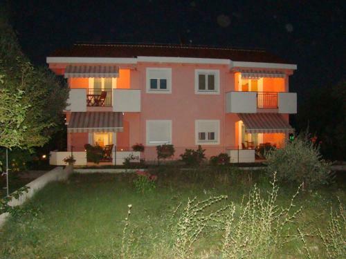 Apartments Lisica