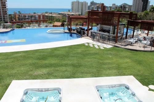 Sunset Drive Sea Views Apartment