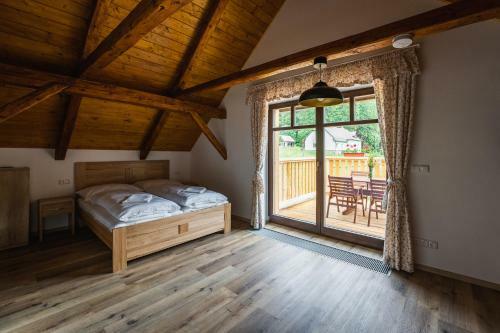 Apartm�ny Mezivod�