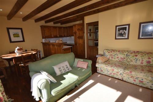 Casa En Bolvir, Jardin Y Piscina