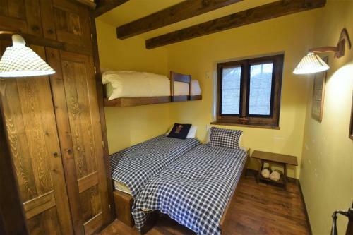Casa En Bolvir, Jardin Y Piscina