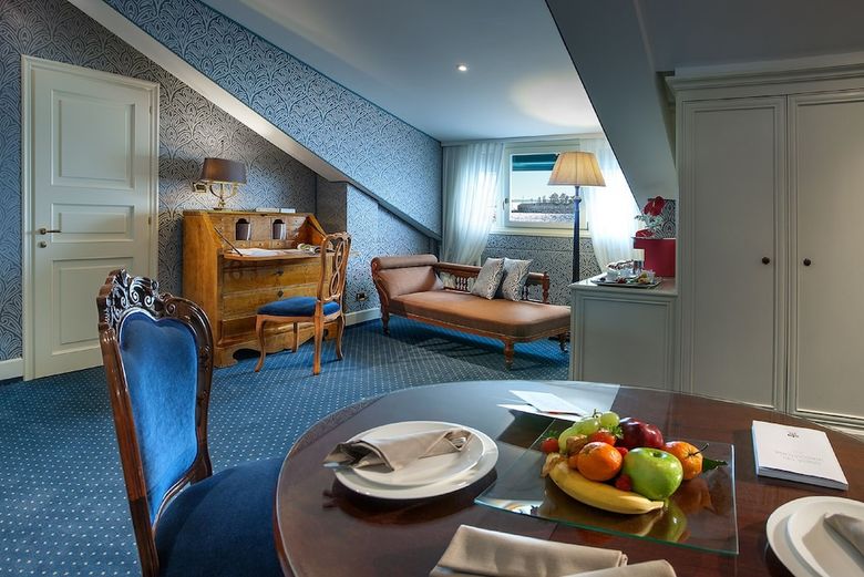 Hotel Londra Palace