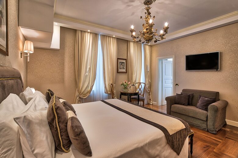 Hotel Londra Palace