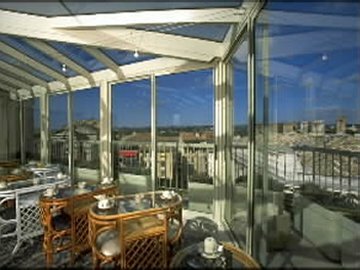 Hotel Mercure Pont D'avignon