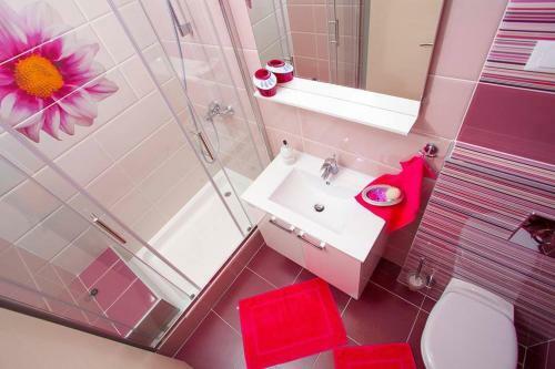 Apartments Marhela Jakov