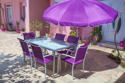 Apartments Marhela Jakov