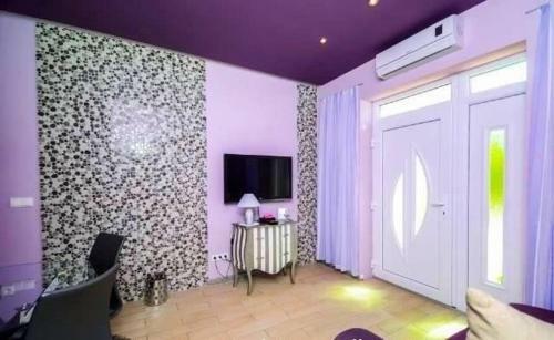 Apartments Marhela Jakov