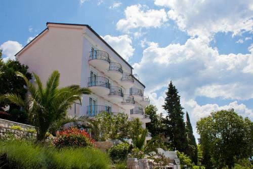 Hotel Vali