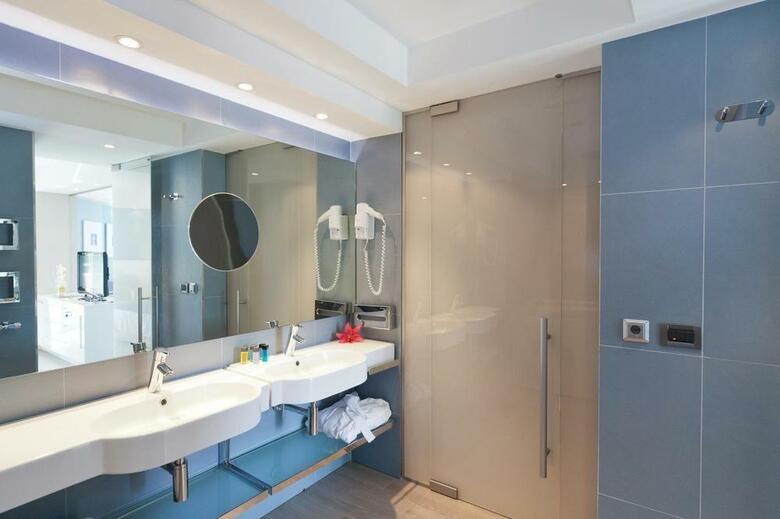 Hotel Lafodia Sea Resort