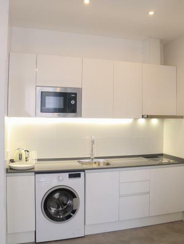 Balustrada Apartments