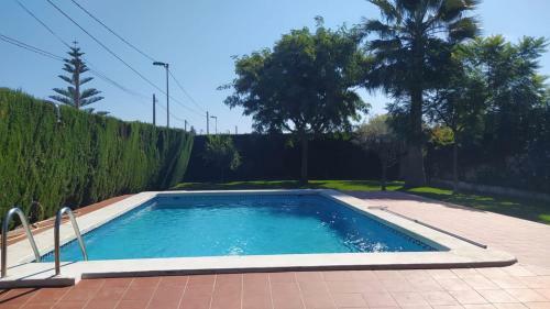 Chalet-villa With Swimming Pool 10 Beds