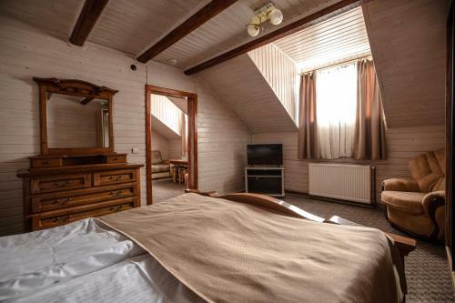Dovbushanka Hotel
