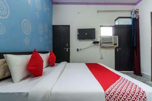Hotel Collection O 60794 A One Residency And Restaurant