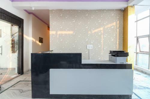 Hotel Collection O 60794 A One Residency And Restaurant
