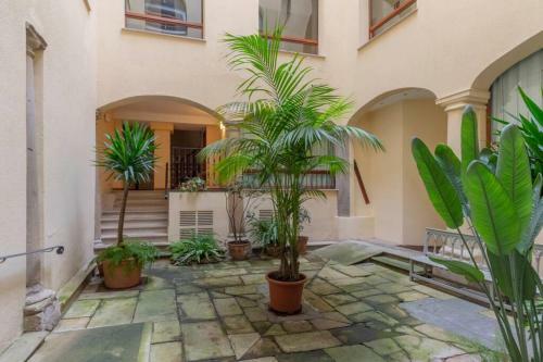 Precioso Apartamento En Antiguo Palacio