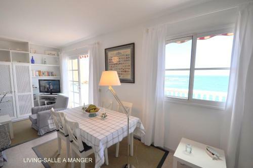 Almar Apartment
