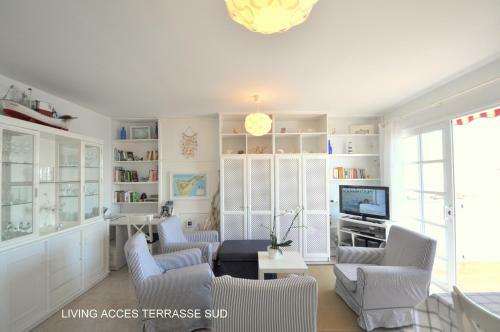 Almar Apartment