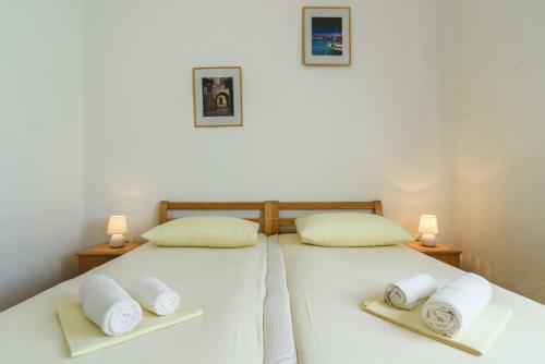 Apartments Neve