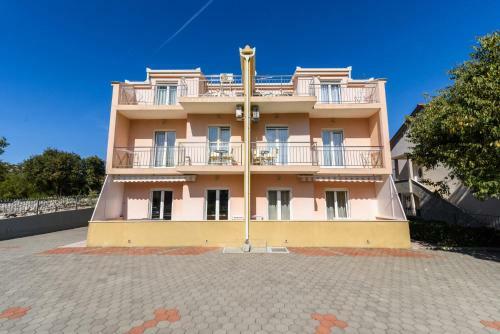 Apartments Neve