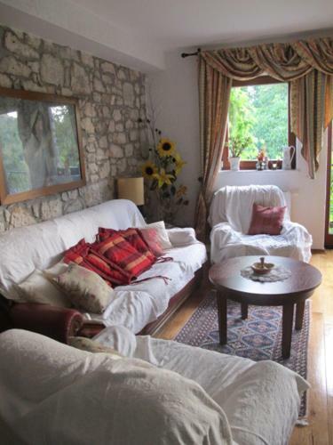 Hostal Villa Castello Rausch