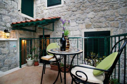 Apartments Caralipeo