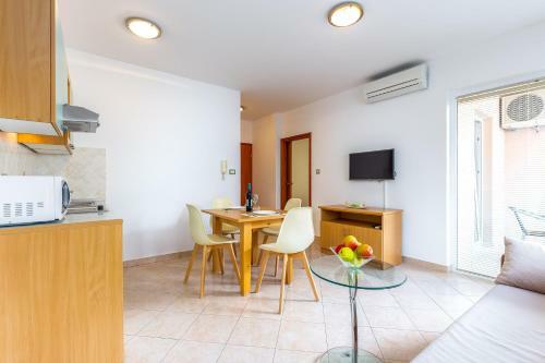 Apartments Nada