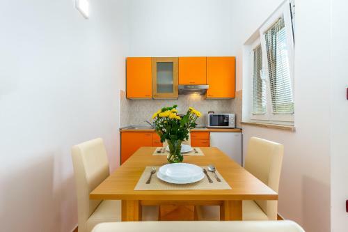 Apartments Nada