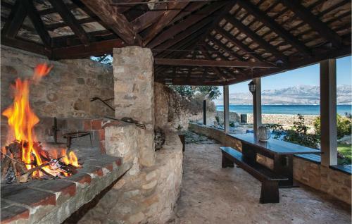 Holiday Home Lovrecina Bb
