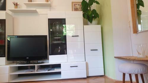 Apartment Bakari?