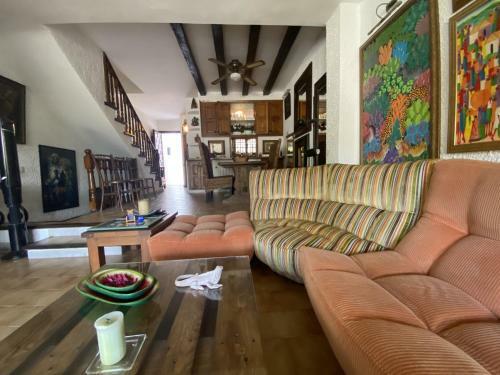 R97 Casa Alorda