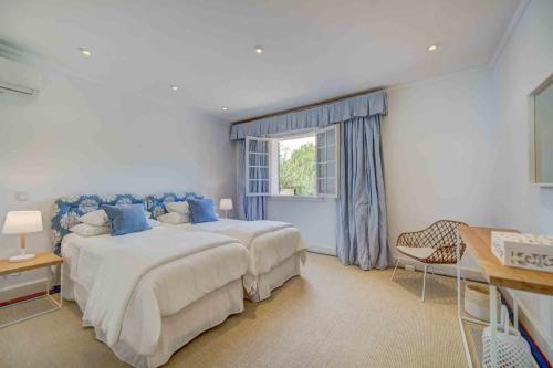 Ultimate 5 Bedroom Villa With Beach Access, Mallorca Villa 1024