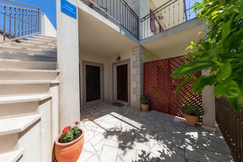Apartments Popaj